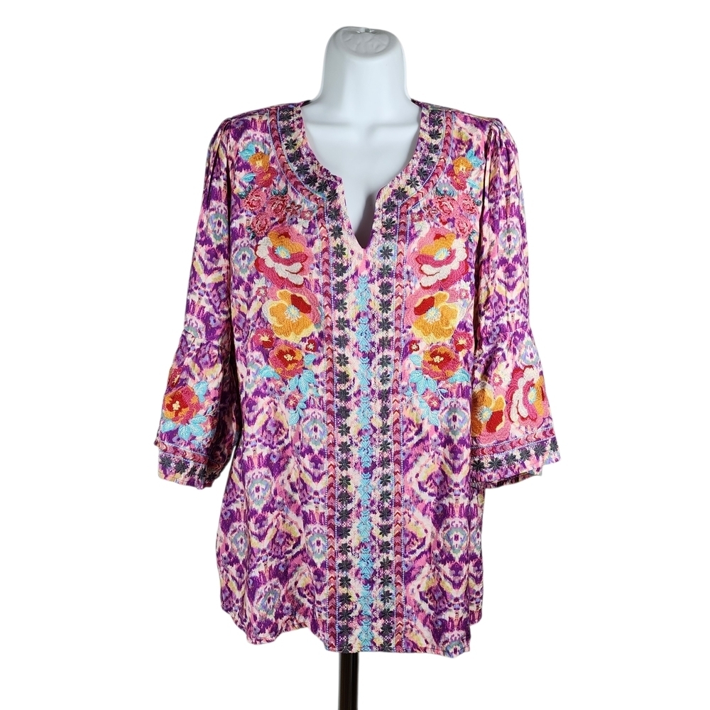 SAVANNA JANE FLORAL EMBROIDERED TUNIC TOP